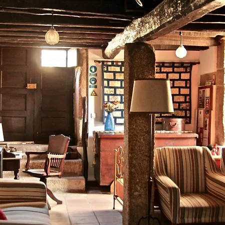 Casa Do Balcao Country house